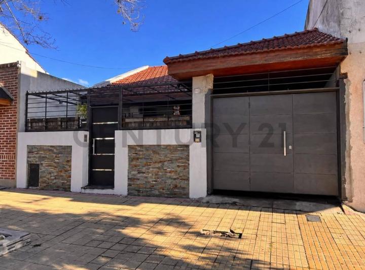 Casa · 120m² · 3 Ambientes · 1 Cochera