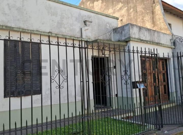 Casa · 80m² · 4 Ambientes · 1 Cochera