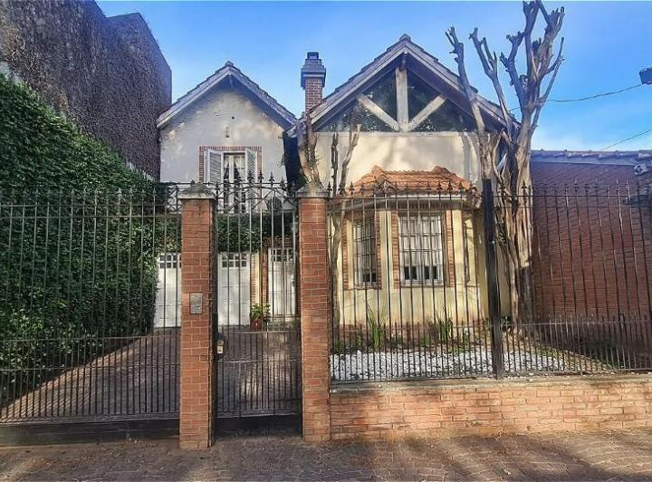Casa · 150m² · 4 Ambientes · 1 Cochera