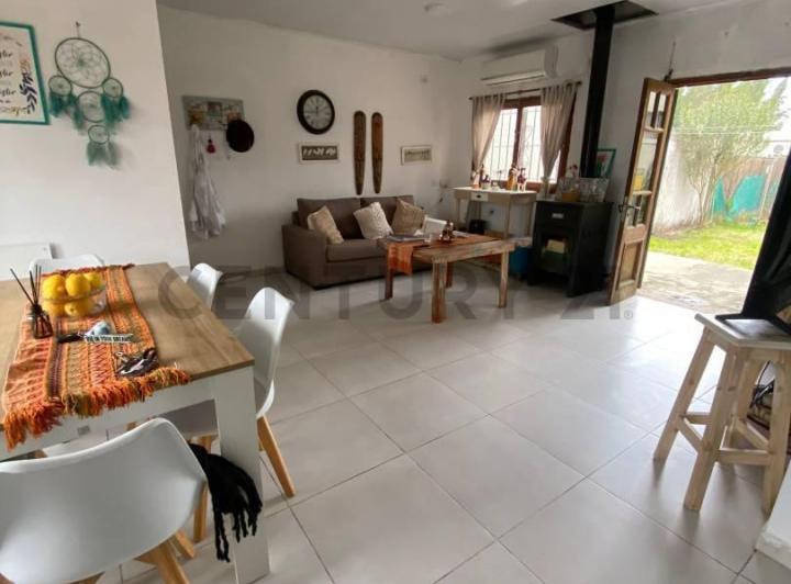 Casa · 110m² · 4 Ambientes · 1 Cochera