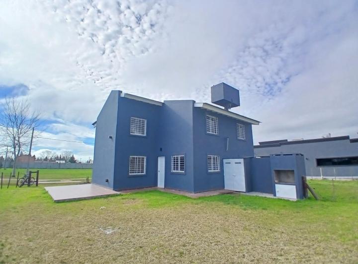 Casa · 92m² · 4 Ambientes · 1 Cochera