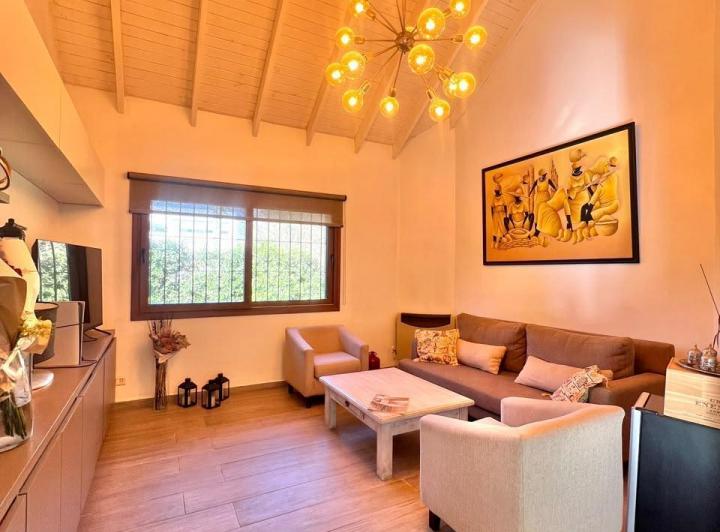 Casa · 170m² · 5 Ambientes · 4 Cocheras