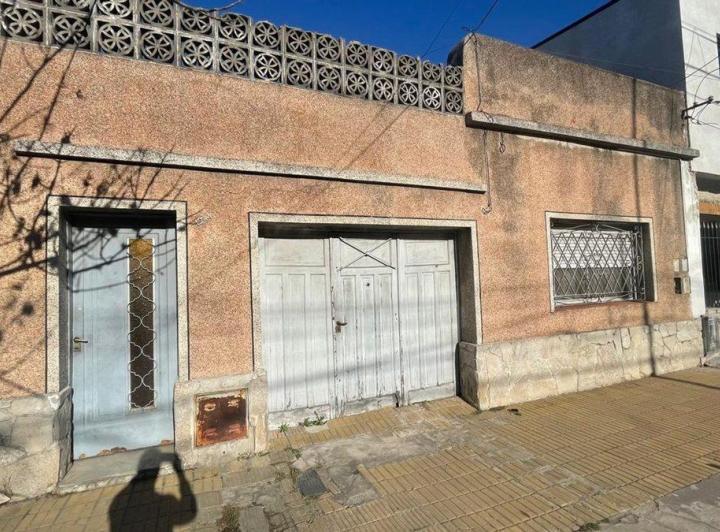 Casa · 123m² · 5 Ambientes · 1 Cochera