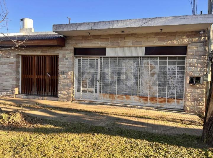 Casa · 380m² · 10 Ambientes