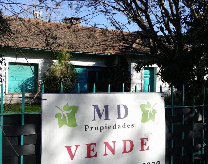 Casa · 180m² · 4 Ambientes · 1 Cochera