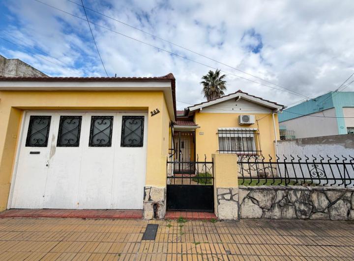 Casa · 120m² · 3 Ambientes · 1 Cochera