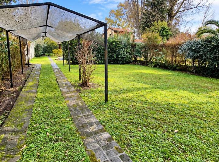 Casa · 44m² · 2 Ambientes · 1 Cochera