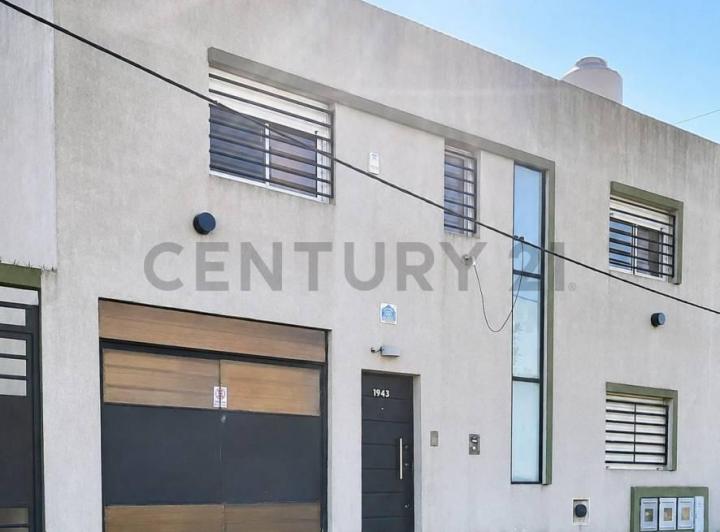 Casa · 67m² · 4 Ambientes · 1 Cochera
