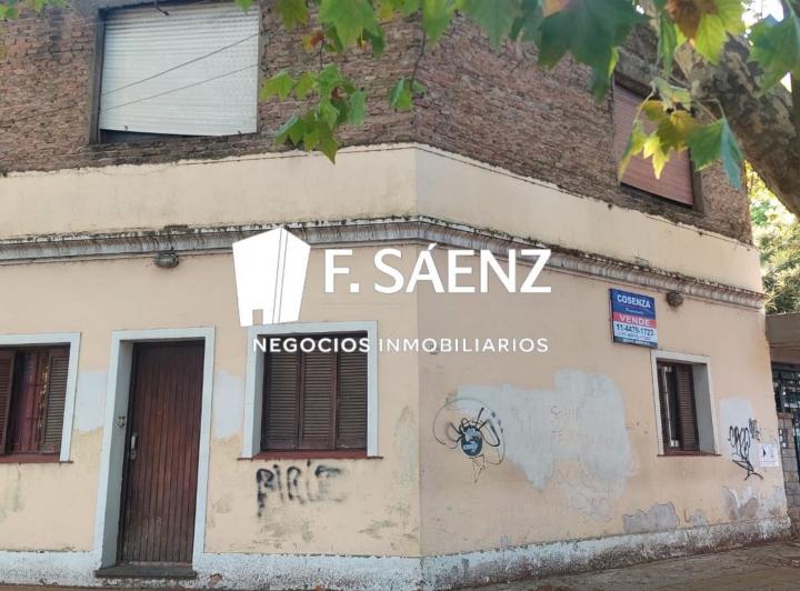 Casa · 84m² · 4 Ambientes · 1 Cochera