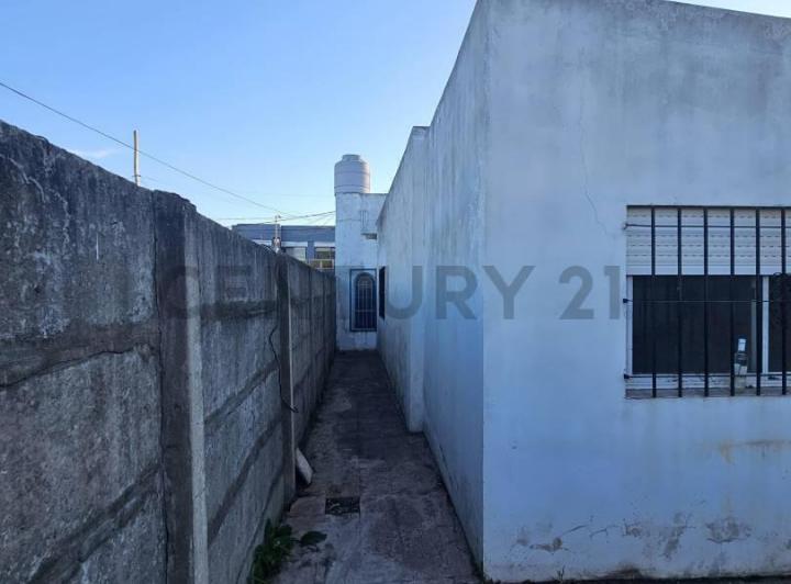 Casa · 100m² · 2 Dormitorios · 1 Cochera