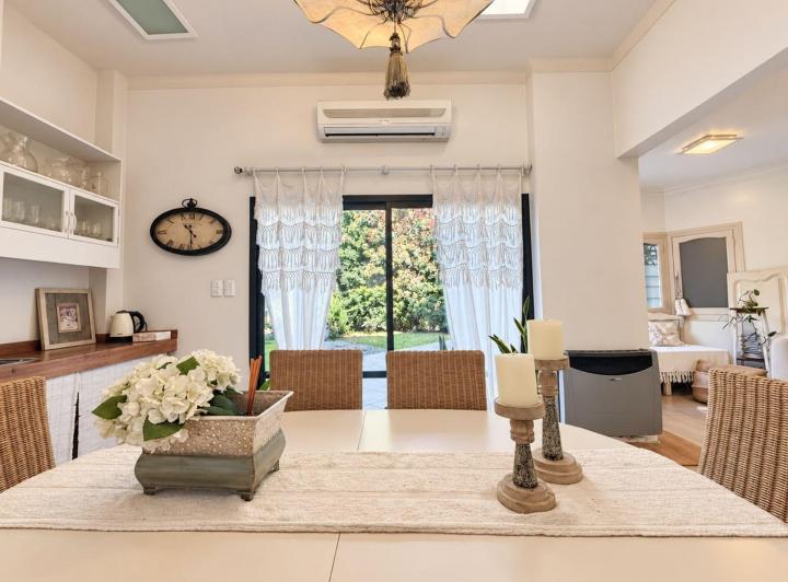 Casa · 193m² · 5 Ambientes · 1 Cochera