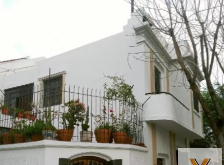 Casa · 170m² · 7 Ambientes