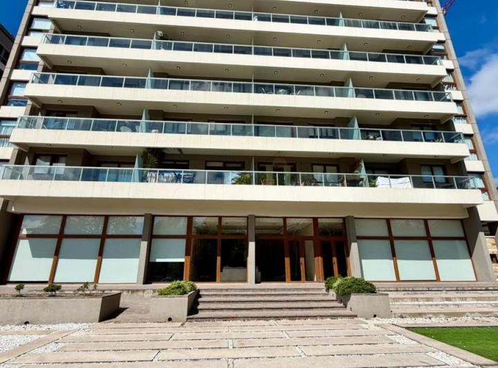 Departamento · 85m² · 3 Ambientes · 1 Cochera