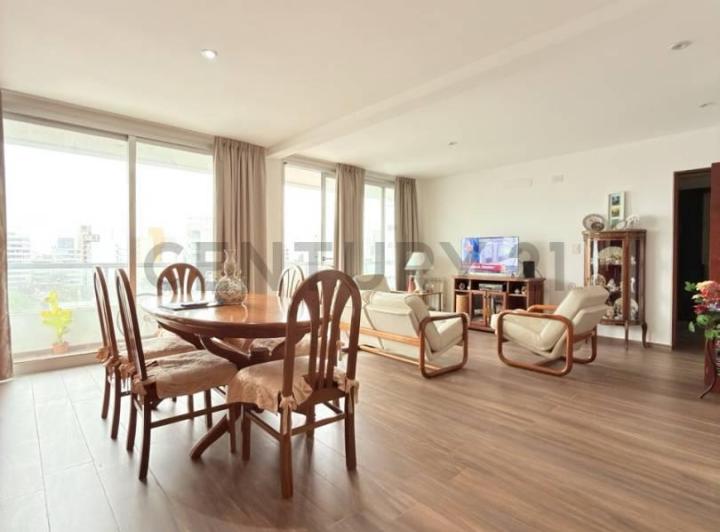 Departamento · 78m² · 2 Ambientes · 1 Cochera