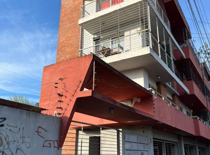 Departamento · 40m² · 2 Ambientes · 1 Cochera