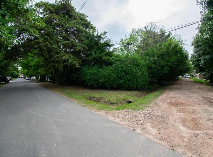 Terreno · 357m²
