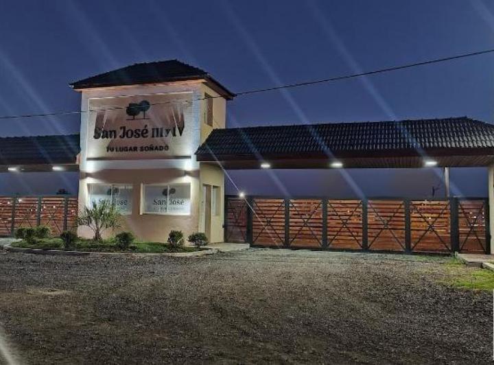 Terreno · 608m²