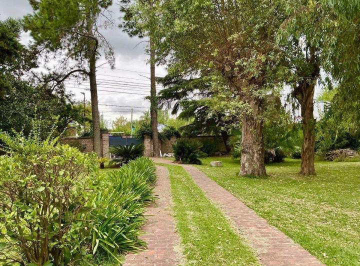 Terreno · 654m²