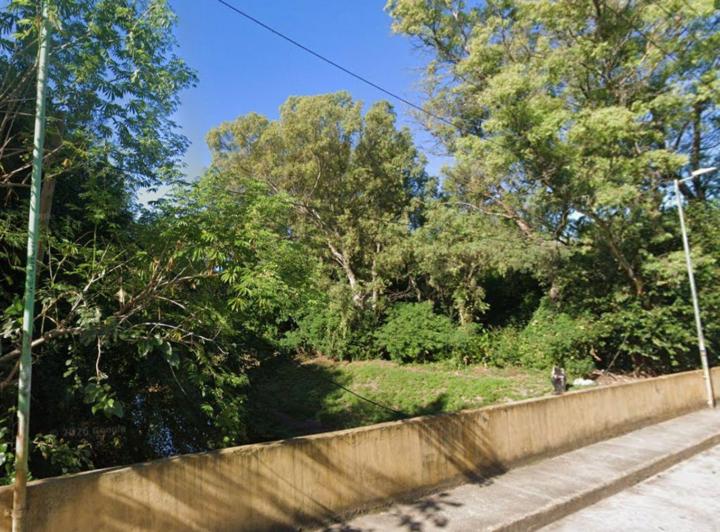 Terreno · 1463m²