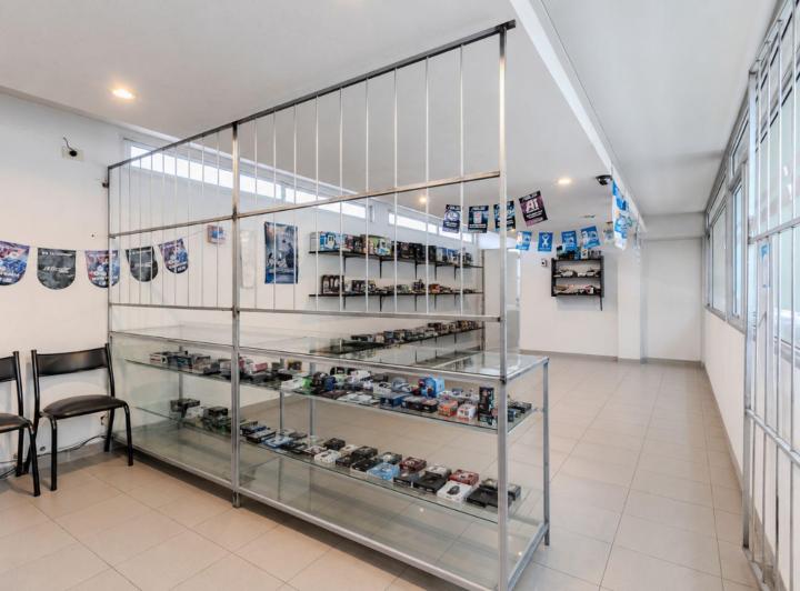 Local comercial · 100m² · 1 Cochera