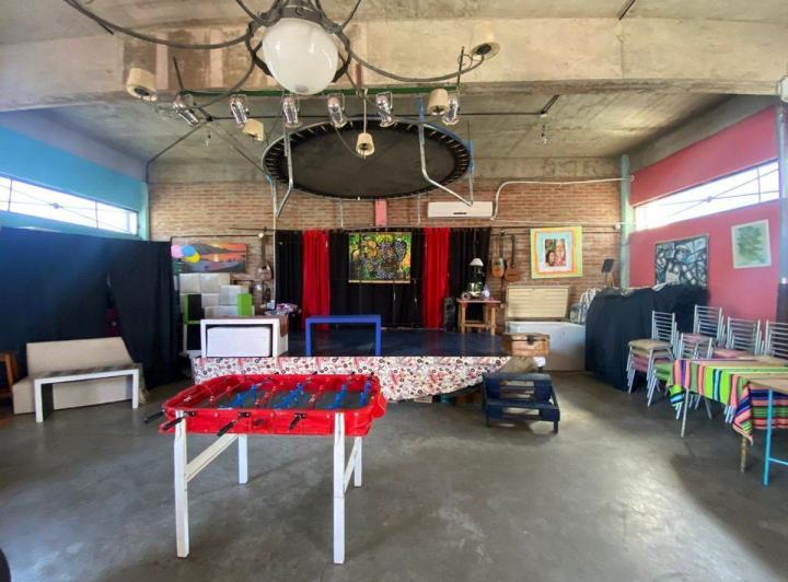 Local comercial · 275m²