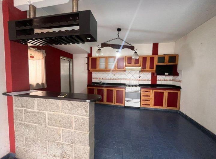 Departamento · 65m² · 4 Ambientes · 1 Cochera