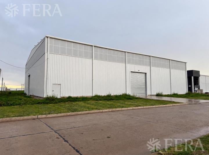Bodega-Galpón · 2400m²