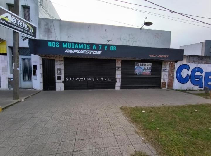 Local comercial · 100m² · 3 Ambientes