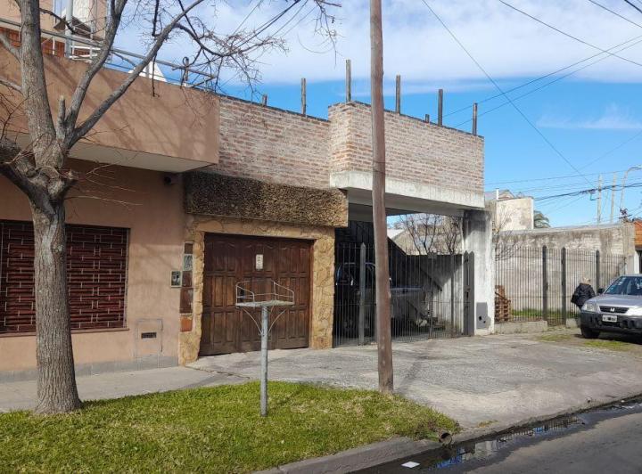 Casa · 80m² · 4 Ambientes