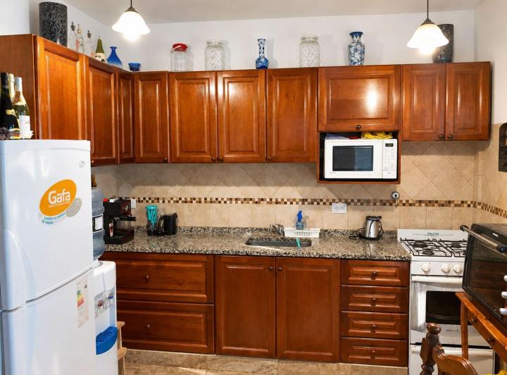Casa · 84m² · 4 Ambientes · 2 Cocheras