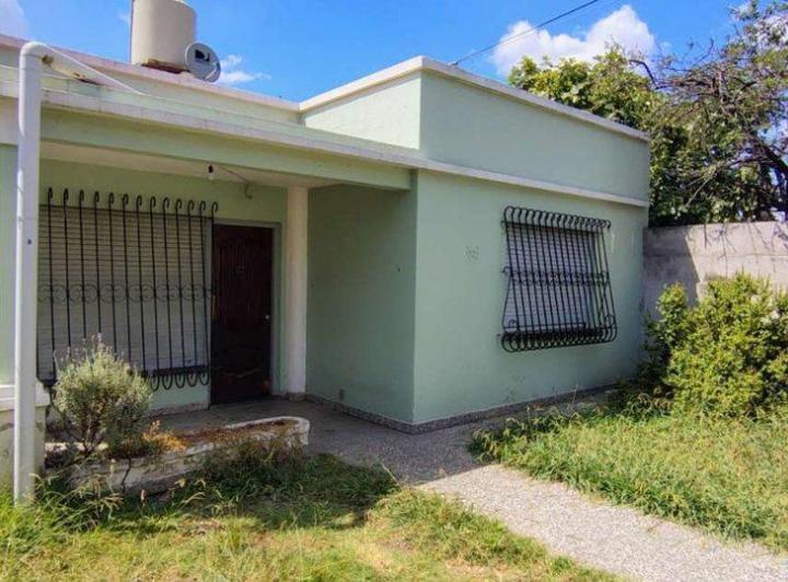 Casa · 160m² · 3 Ambientes · 1 Cochera