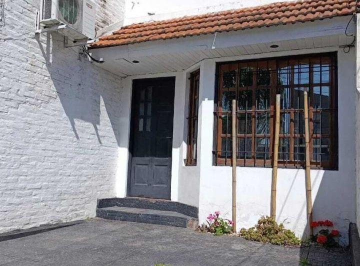 Casa · 100m² · 3 Ambientes · 1 Cochera