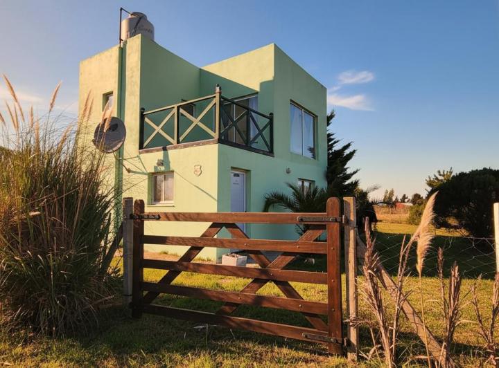 Casa · 88m² · 3 Ambientes · 1 Cochera