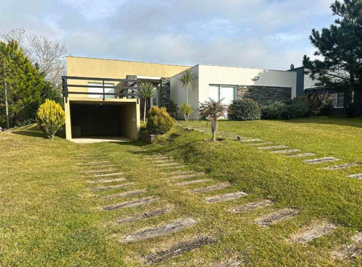 Casa · 148m² · 4 Ambientes