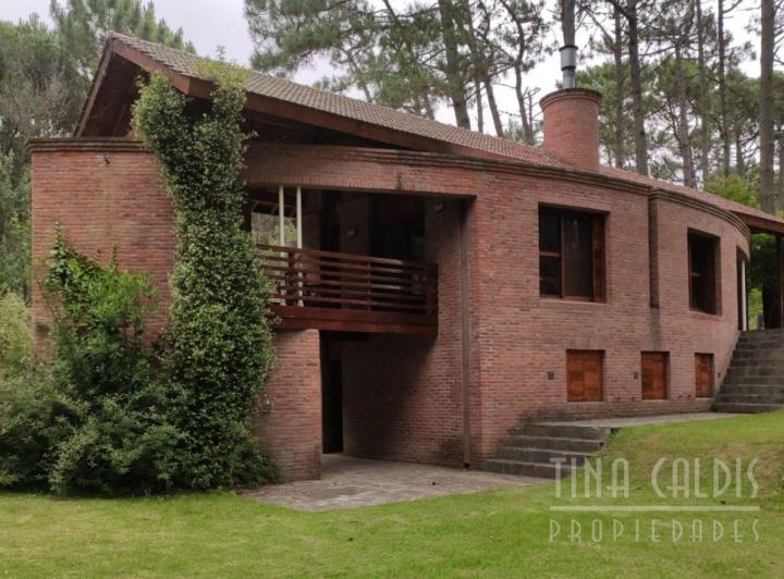 Casa · 217m² · 4 Ambientes