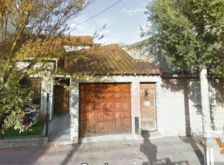 Terreno · 80m² · 4 Ambientes