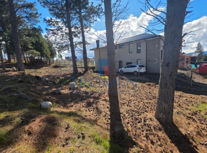 Terreno · 600m²