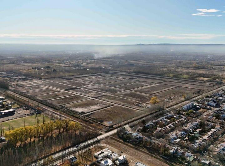 Local comercial · 375m²
