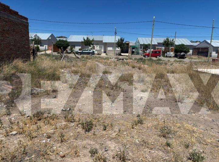 Terreno · 220m²