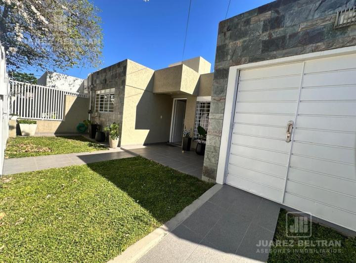Casa · 210m² · 6 Ambientes · 1 Cochera