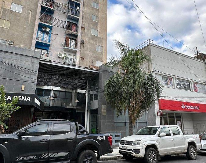 Local comercial · 90m²