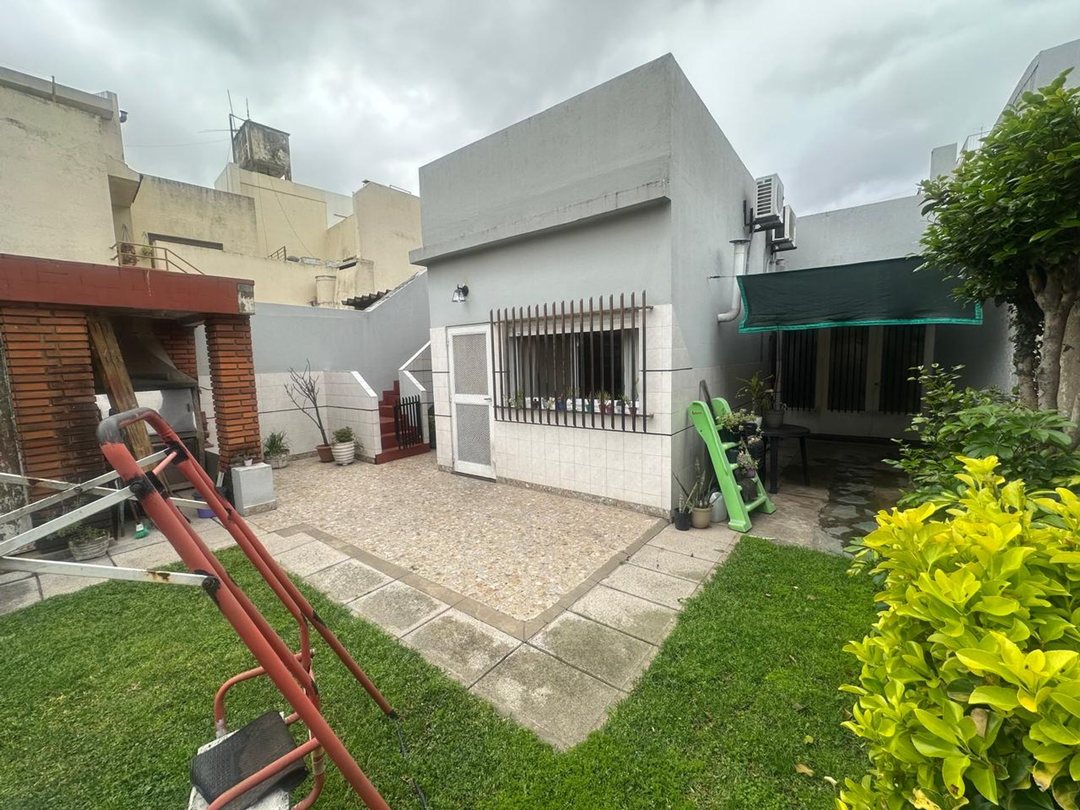 VENTA CASA 3 AMB VILLA MADERO