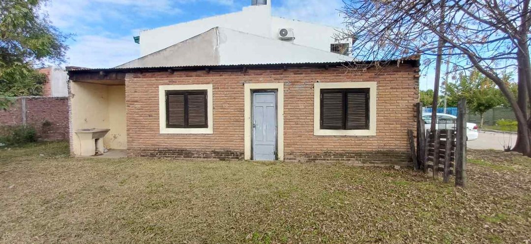 CASA EN ALQUILER – YAPEYÚ 494, ZONA NORTE