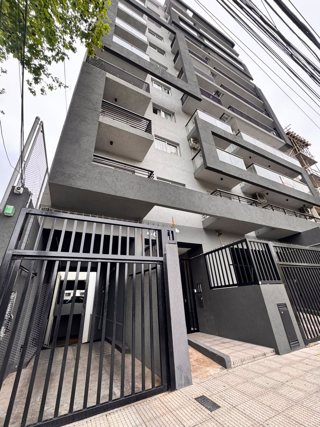 ALQUILER DEPTO 2 AMB AMUEBLADO C/ COCHERA- CASEROS