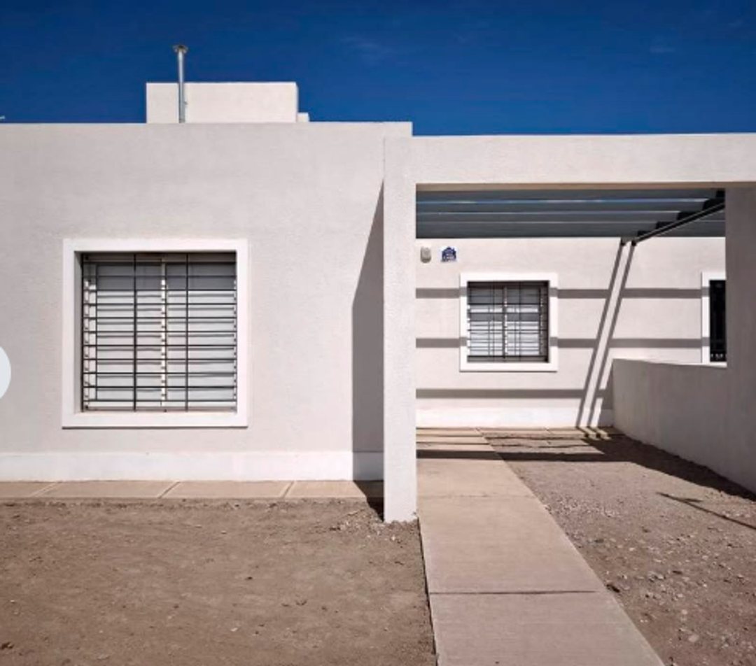 CASA 2 DORMITORIOS, B° NATANIA 65. RIVADAVIA