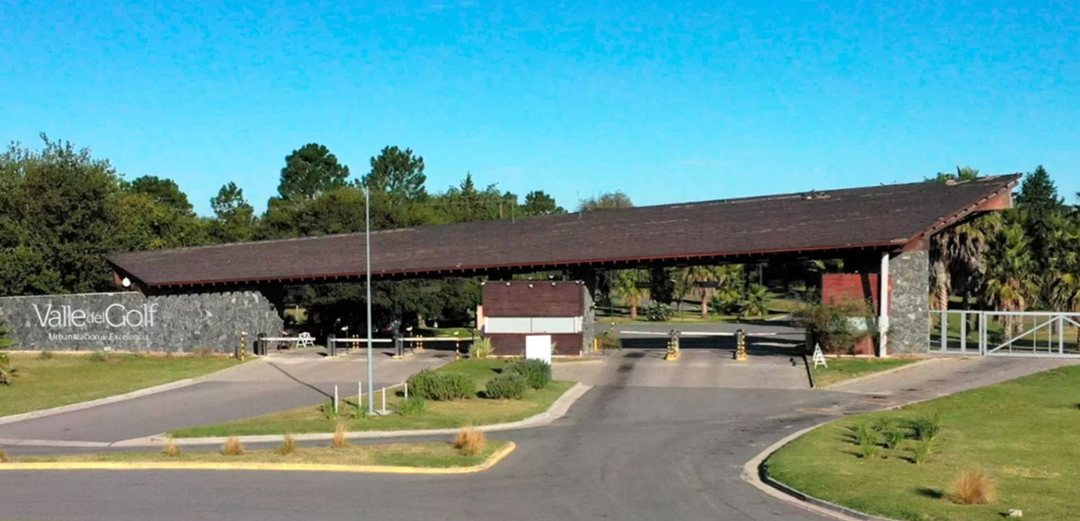 VENTA LOTE 900 M2 EN VALLE DEL GOLF ETAPA 3