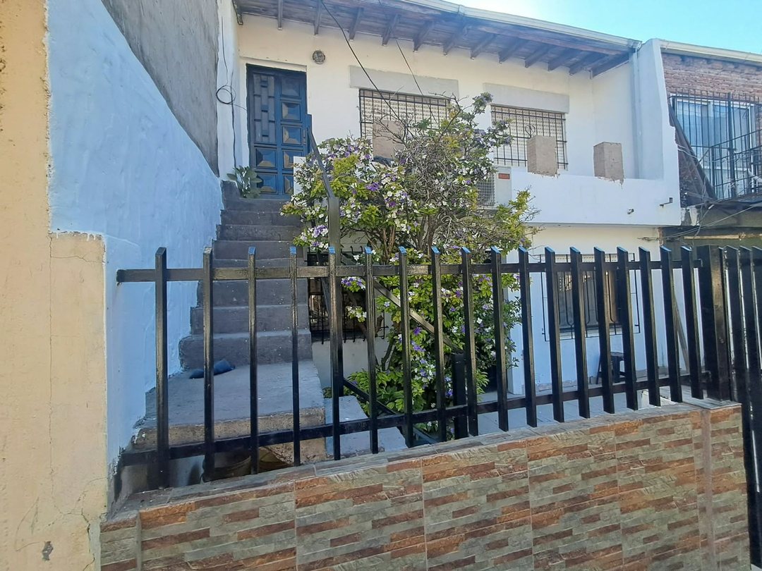VENTA CASA CUATRO AMBIENTES CASEROS