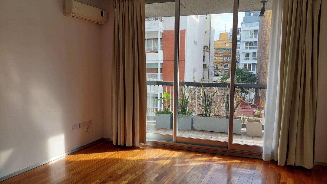 MONOAMBIENTE LUMINOSO BALCON AL FRENTE