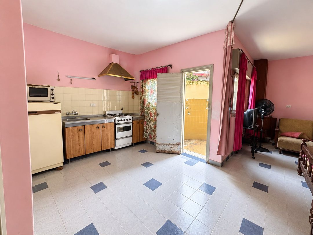 MONOAMBIENTE VENTA P/B CENTRO DE TERMAS DE 42 M²