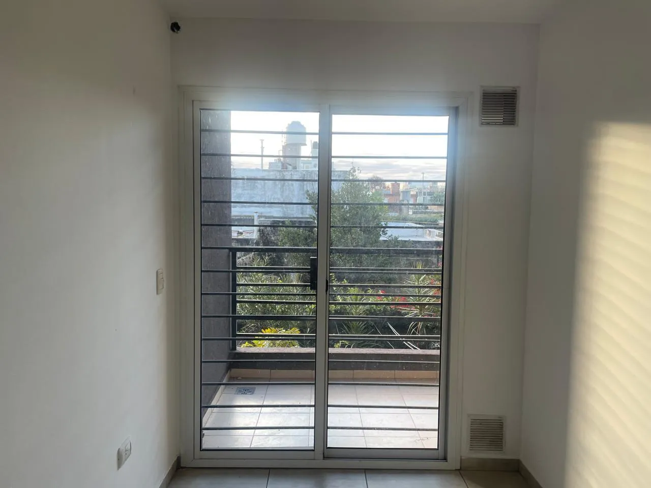 UN DORMITORIO PUEYRREDON
